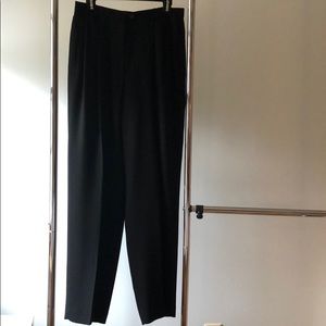 Black lined pleated pants